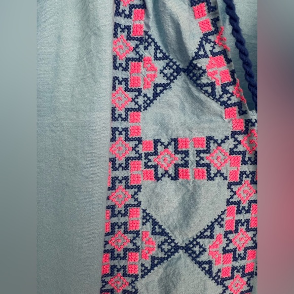 Lilly Pulitzer Cecile Zanzibar Blue Embroidered Long Dolman Sleeve Top - Picture 3 of 7